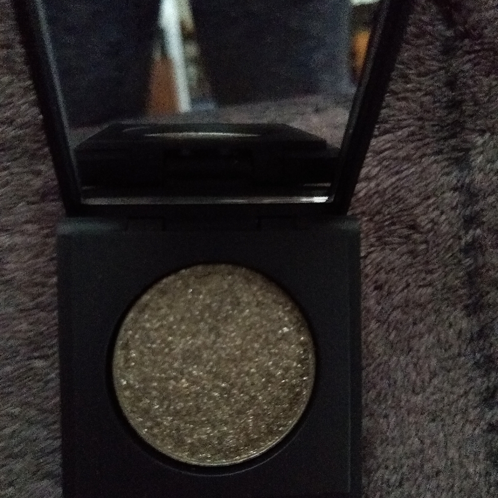 Dose of colors block party Eyeshadow